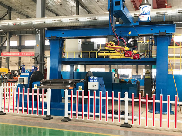 大型龍門(mén)雙機(jī)器人吊裝軌道工作站案例！